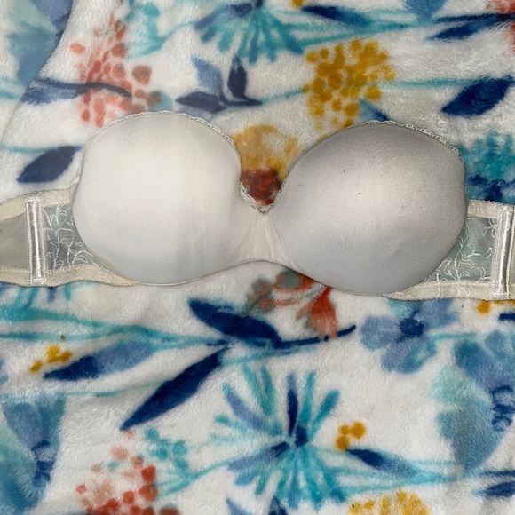 Strapless bra - Picture 1 of 1